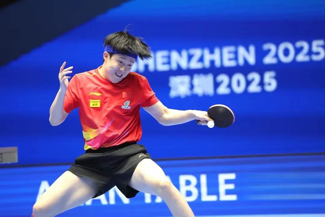 费德勒迎来五赛季出色发挥，中国队观众热烈欢呼！的简单介绍